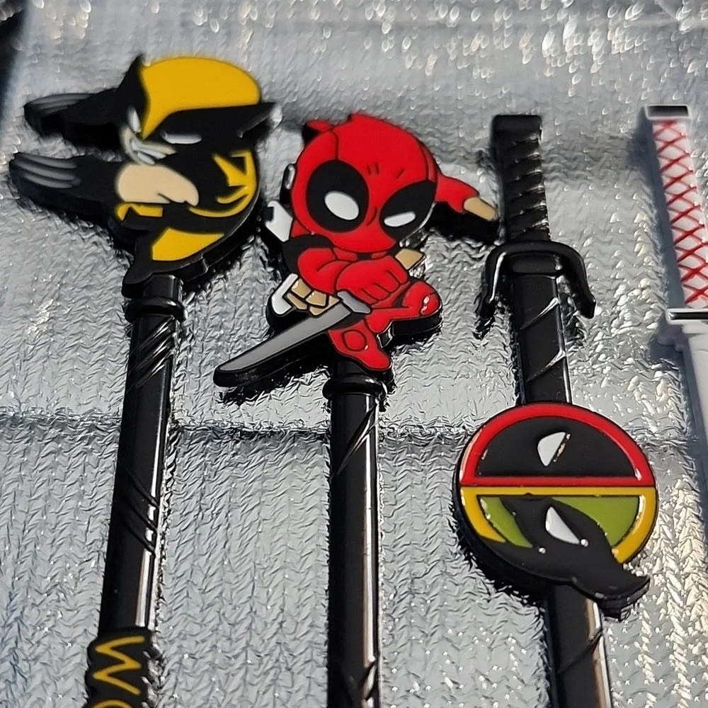Marvel Deadpool x Wolverine Makeup Brush Set